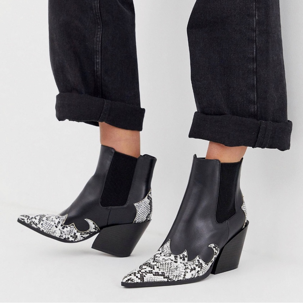 Snake detail booties